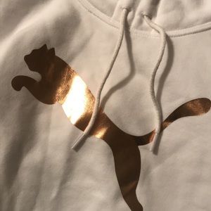 puma sweatshirt